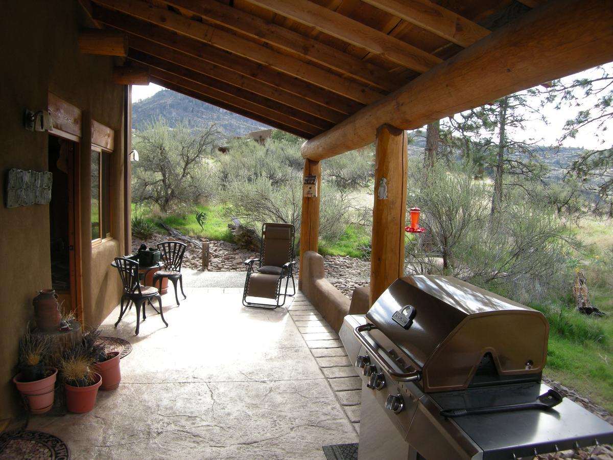 Bighorn Ridge Guesthouse Okanagan Falls Exterior photo